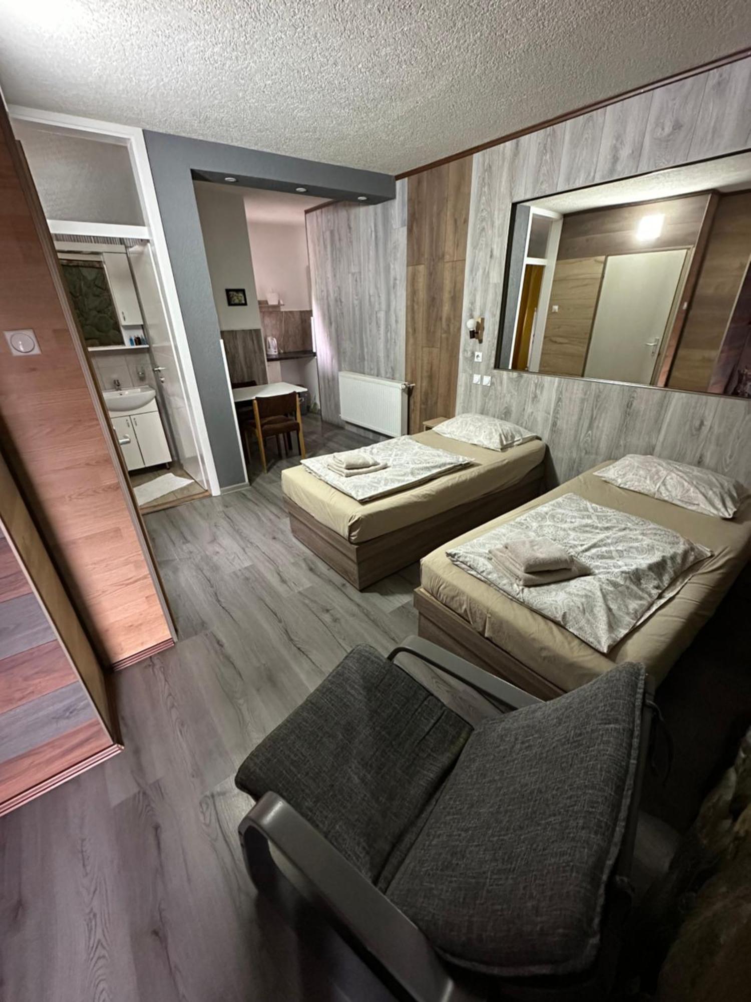 Apartments Park 2016 Surdulica Экстерьер фото